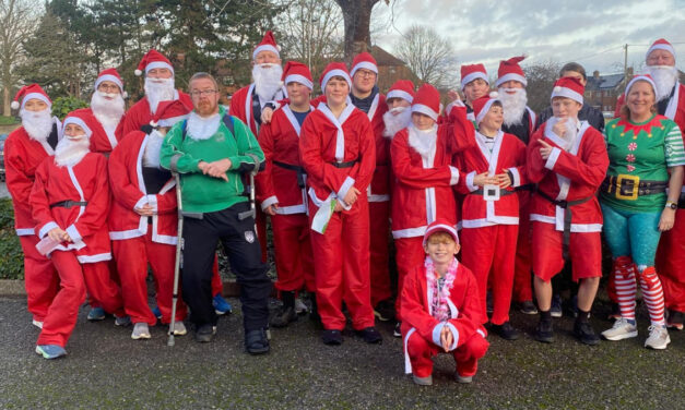 U14s join in on Totton’s famous Santa Run